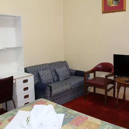 Royal Hotel Orange Esterno foto